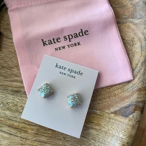 Kate Spade NWT Opal stud earrings. Super cute! Comes with dust bag. Never worn.